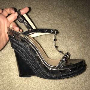 Authentic Valentino Garavani Wedges