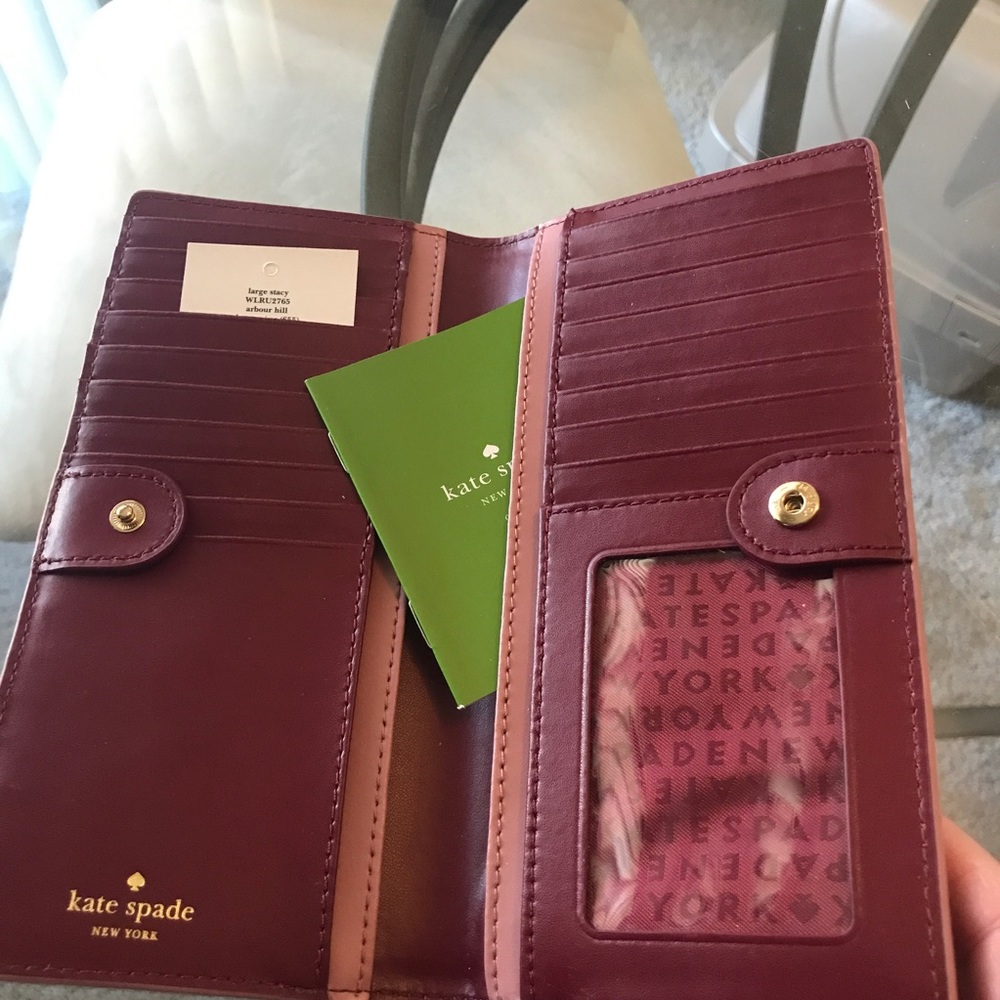 Kate Spade ♠️ New York Wallet - Picture 7 of 8