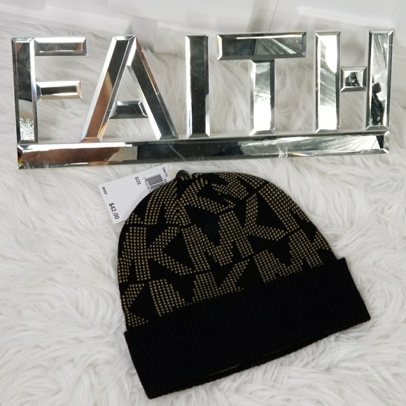 Michael Kors Accessories - 🔴MICHAEL KORS HAT - BEANIE