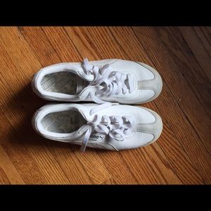 Boys Puma sneakers Boys Puma sneakers