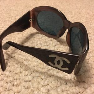 Authentic Chanel Sunglasses - Opal Details