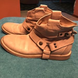 Beautiful Elisanero Italian leather boots size 11