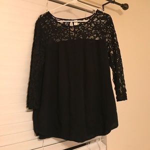 Black lace top 3/4 sleeve