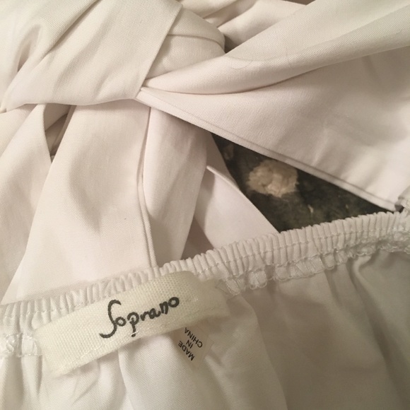 Top - Picture 4 of 4