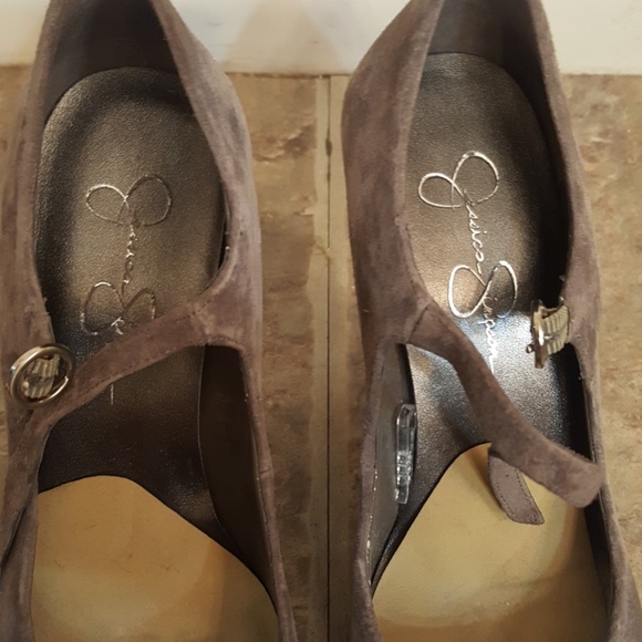 Jessica Simpson platform heals - Picture 3 of 5