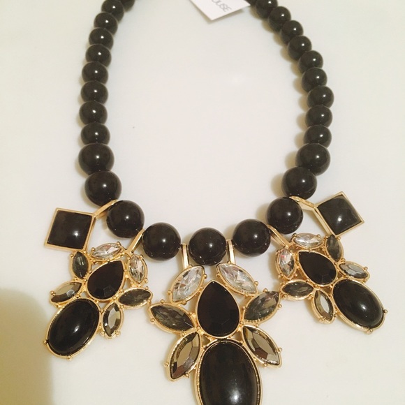 Nice necklace - Picture 2 of 4