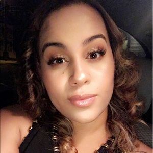 Meet your Posher, Liane