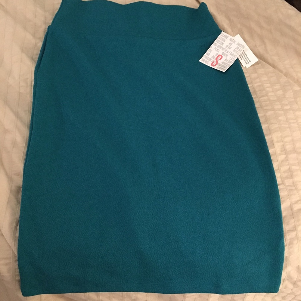 Lularoe S Cassie soft textured solid teal BNWT
