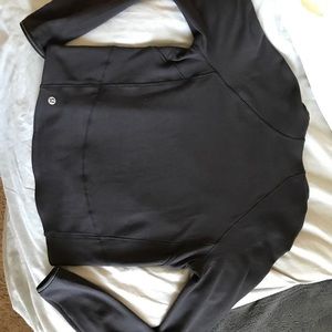 Lululemon mock neck crop top