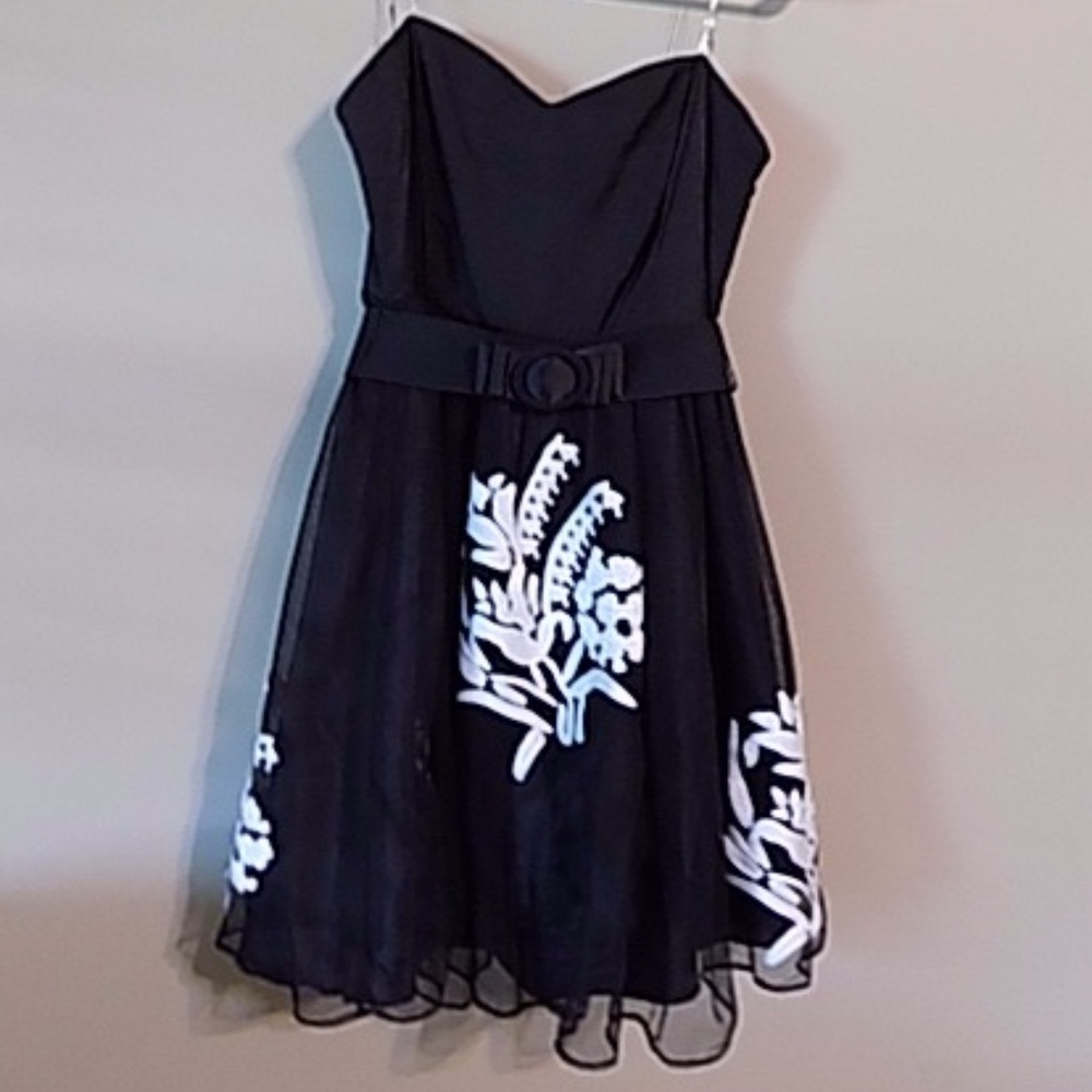Black Strapless Dress
