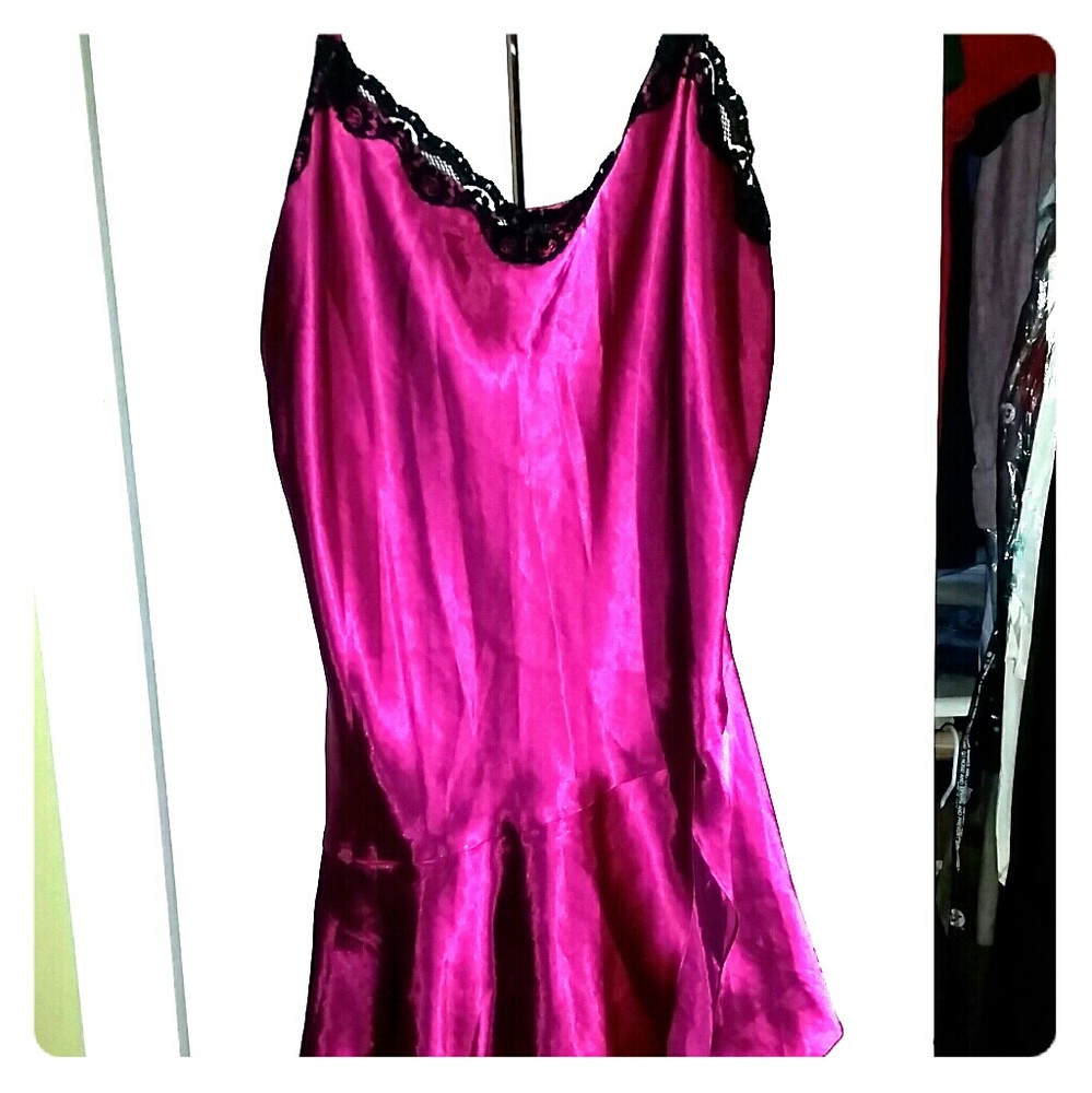 Stunning cami nightgown!