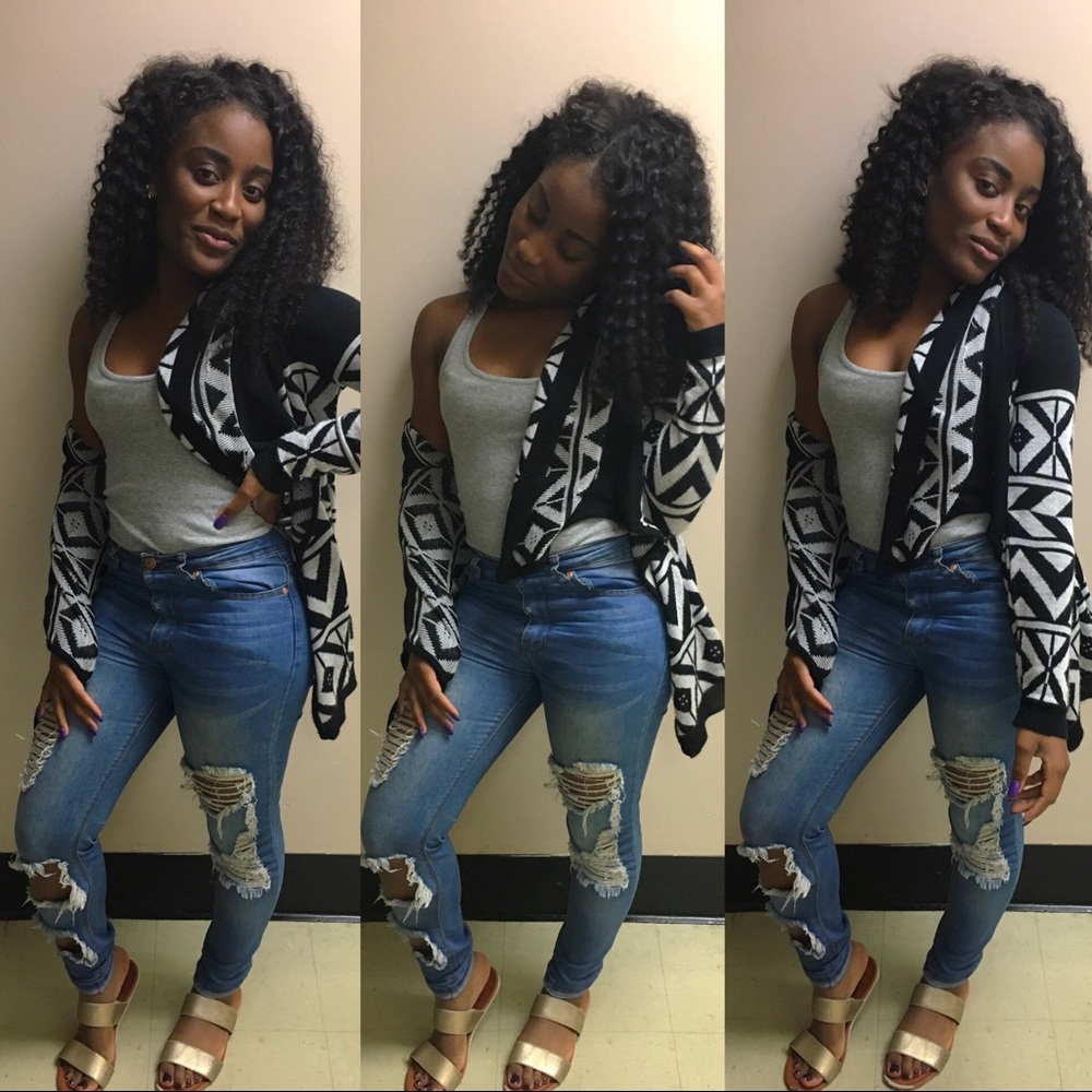 BOOHOO High waisted Ripped Jeans