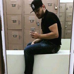 Meet your Posher, Diego