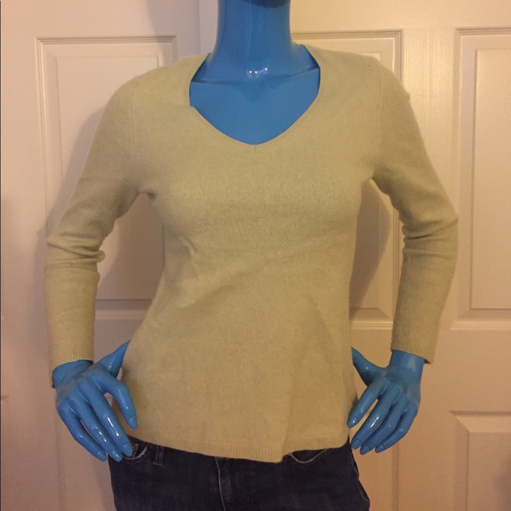 Charter club size M 2-ply 100% cashmere sweater