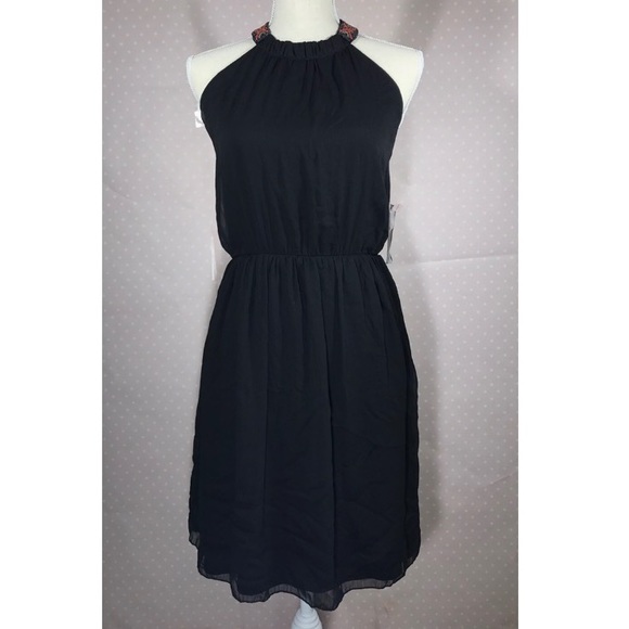 {Zara Trafaluc}LBD black embroidered Halter Neck L - Picture 1 of 8
