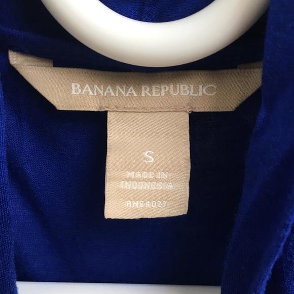 Vibrant blue drape sleeveless top - Picture 4 of 4