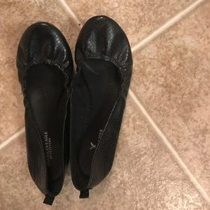 American Eagle Black Ballerina Flats