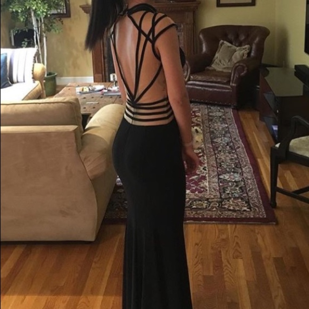 Sherri hill prom gown