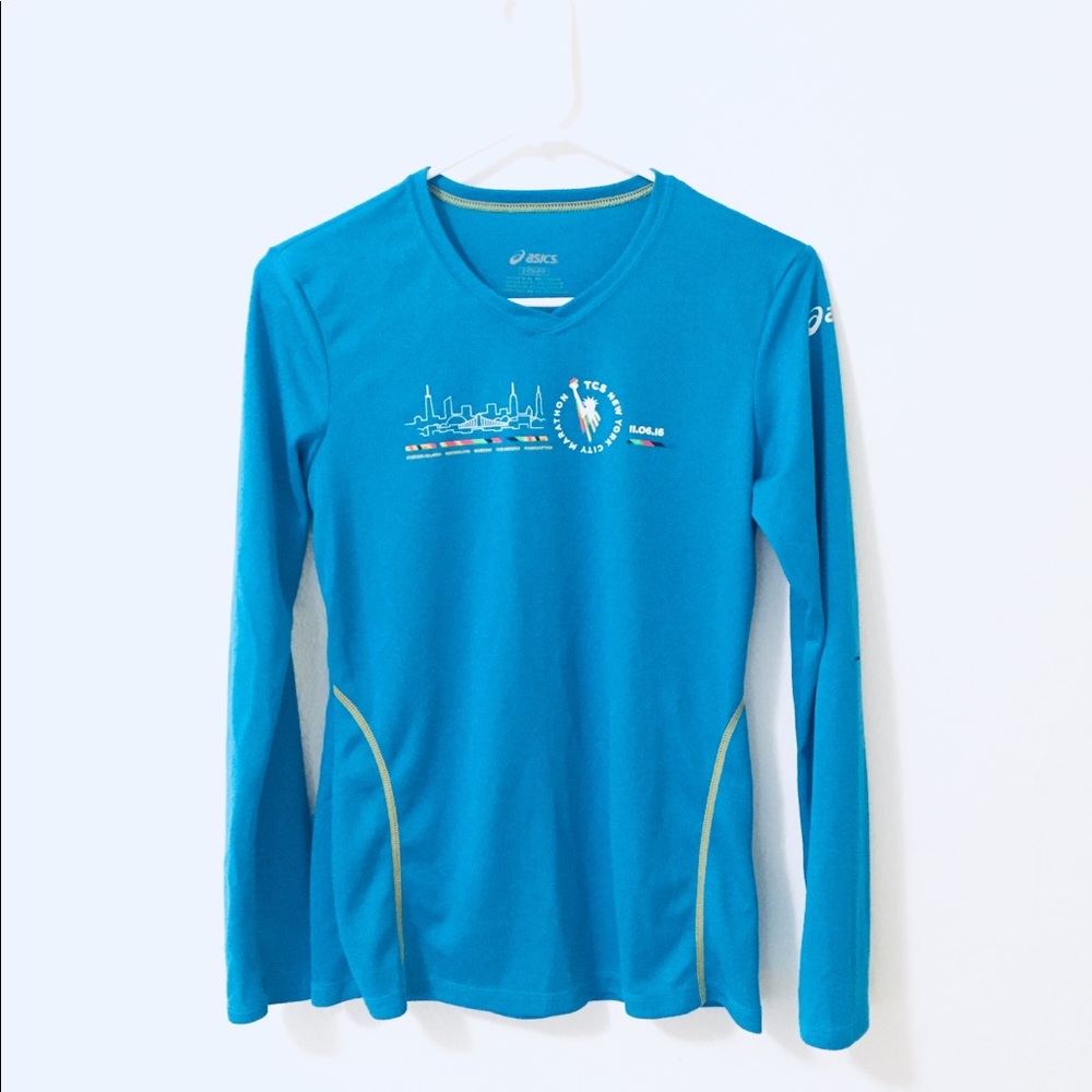 Asics running top