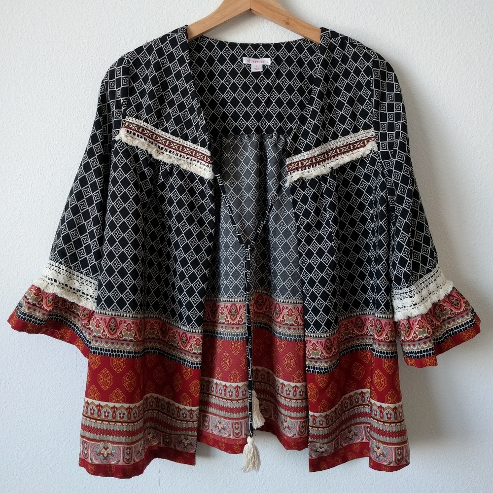 NWOT Trendy Boho Tribal Print Open Front Blouse
