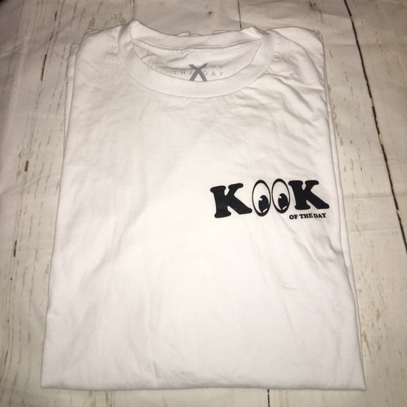 🆕Kook Eyes Long Sleeve Shirt (White) - Picture 2 of 3