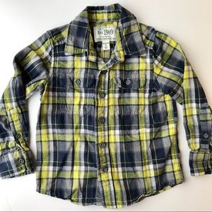 Children's Place Double Pocket Shirt (Boys XS 4)