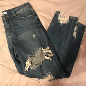 Distressed Boyfriend Jeans