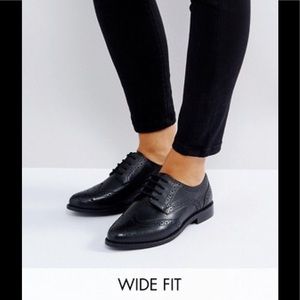 Wide fit Oxford shoes