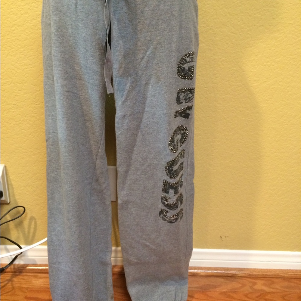 Guess sweat pant