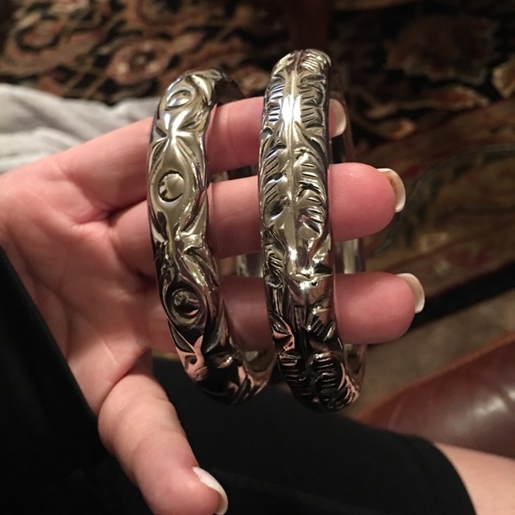 Bangle bracelets - Picture 2 of 3