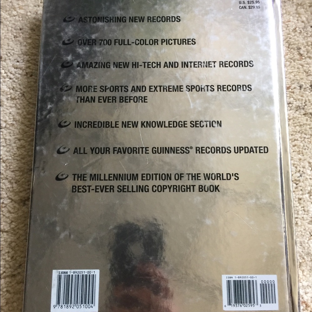 Guinness World Record 2000 Millenium Edition - Picture 2 of 3