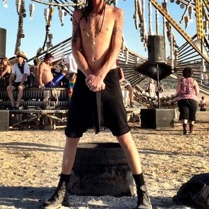 Zara dropcrotch longline shorts Black Size S