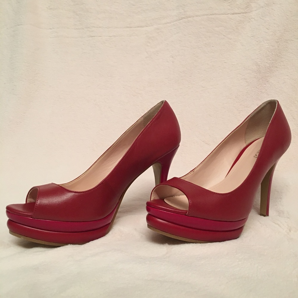 Andrea Red heels SIZE 7