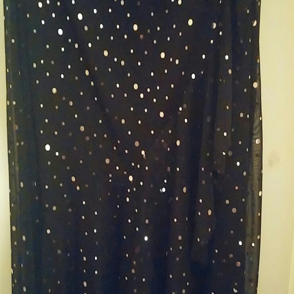 Black dress with sequins - Picture 4 of 4