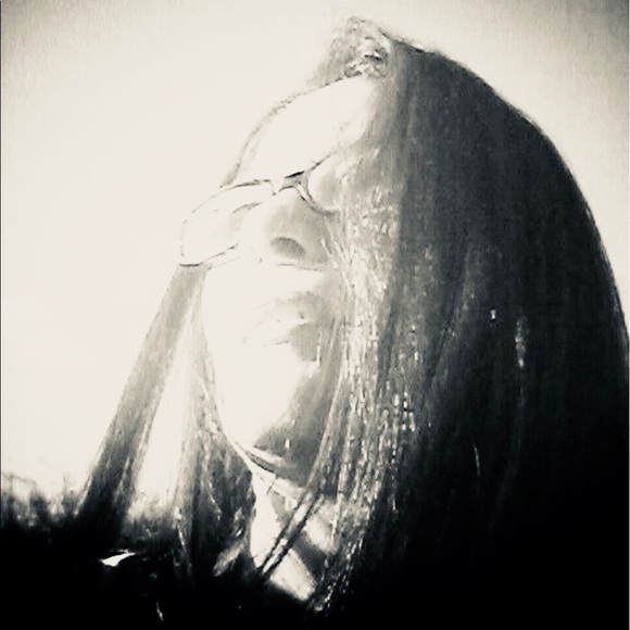 Meet your Posher, Vivian - Picture 1 of 1