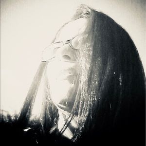 Meet your Posher, Vivian