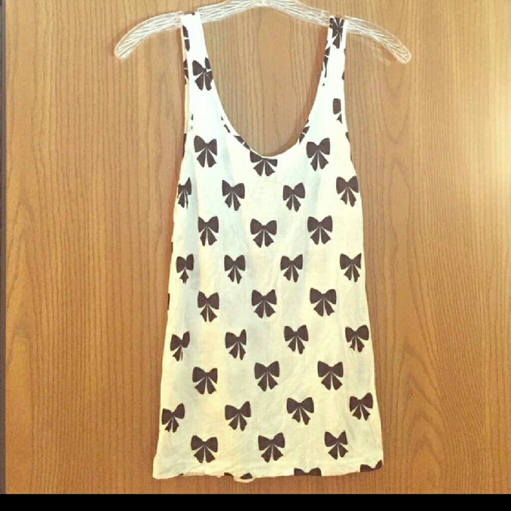 Sold Cute Bow Tank Top
