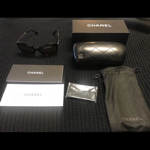 Chanel 5378 Authentic. Brand new with everything - Picture 2 of 7