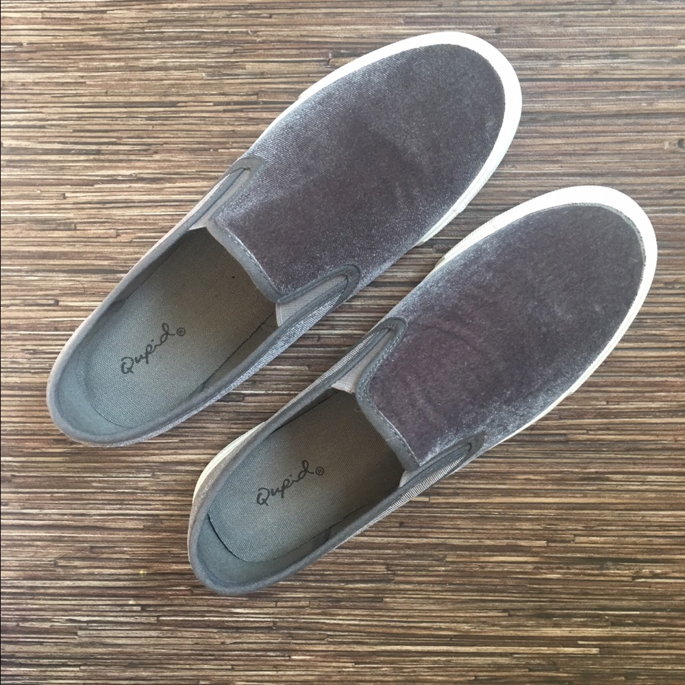 Qupid Slip Ons Gray Size 9 NWOT