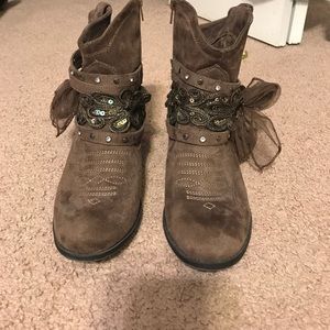 Not Rated Ankle Boots Size 9