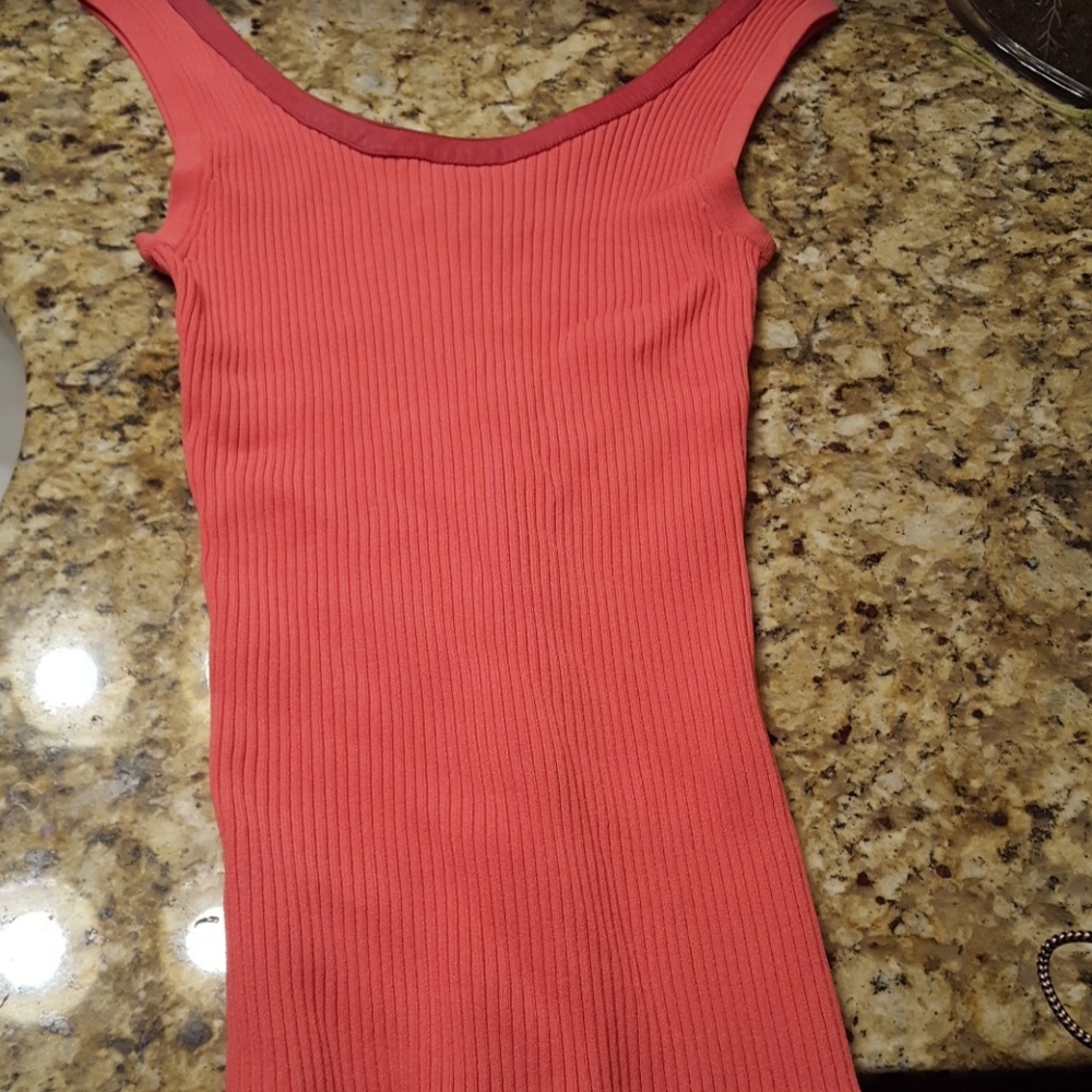 Cach`e top - Picture 2 of 2