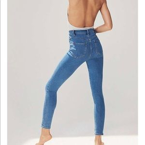 NWOT BDG Twig Super High Rise Jean