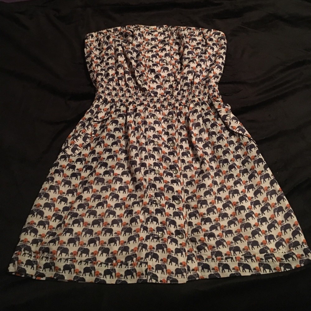 Strapless dress