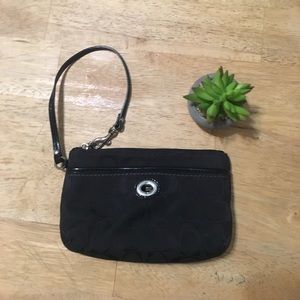 Coach clutch black