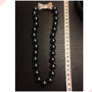 Kate Spade faux black pearl necklace
