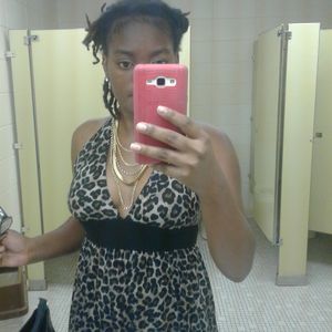 Meet your Posher, Francell