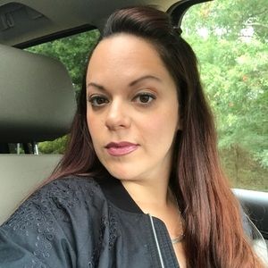 Meet your Posher, Nikole