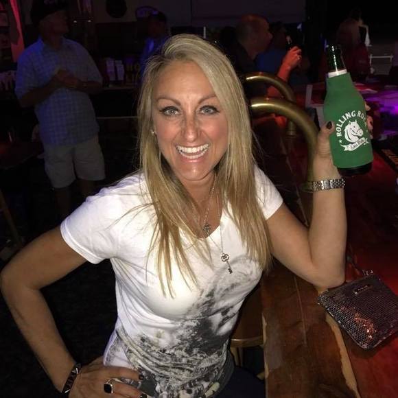 Meet your Posher, Vicki - Picture 1 of 1