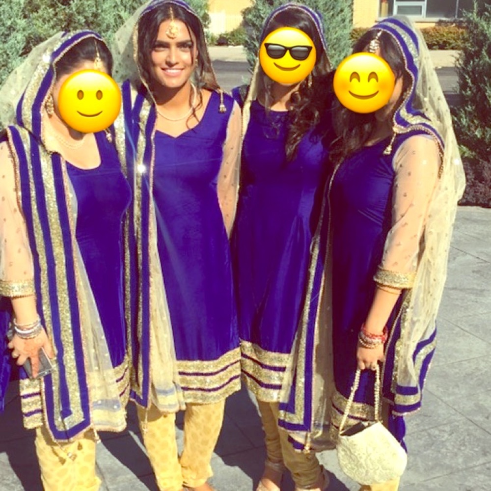 🍂Velvet Alert🍂 Beautiful Blue Velvet Pyjami Suit