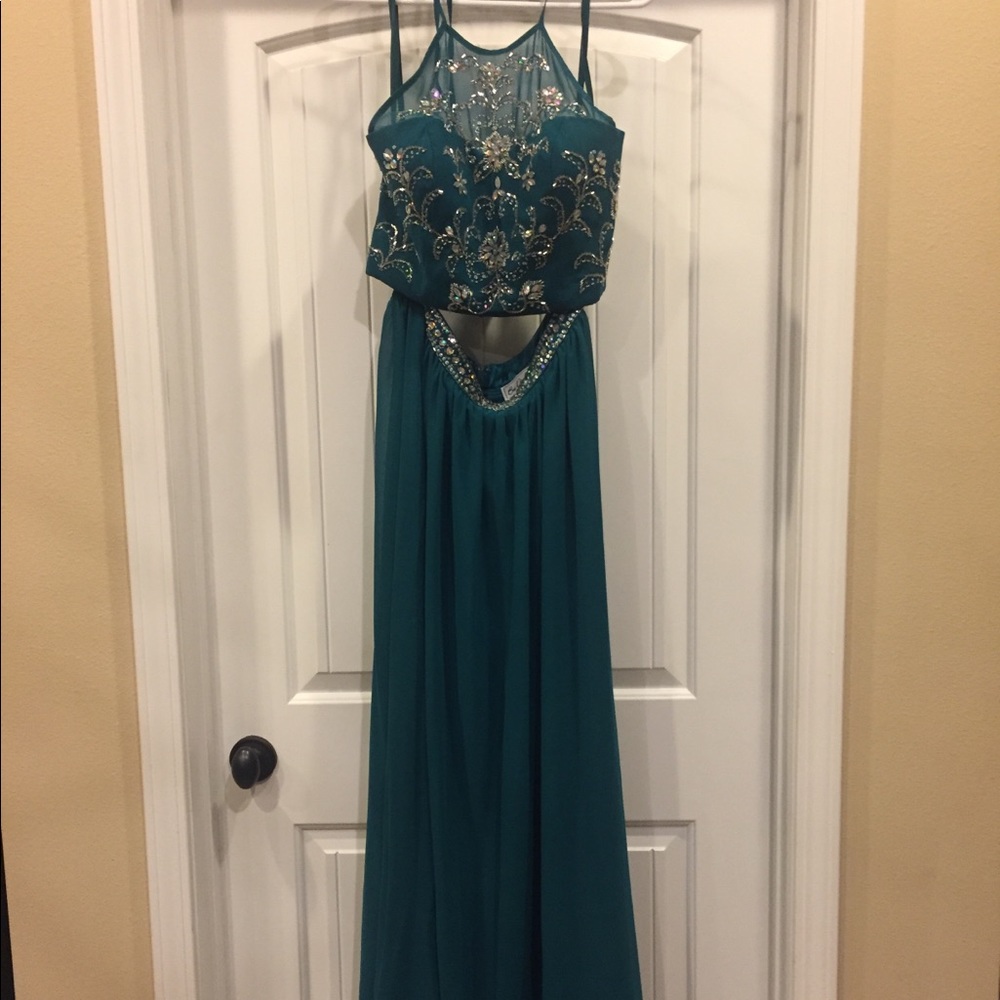 Crystal beaded bodice 2-piece Prom/HoCo dress